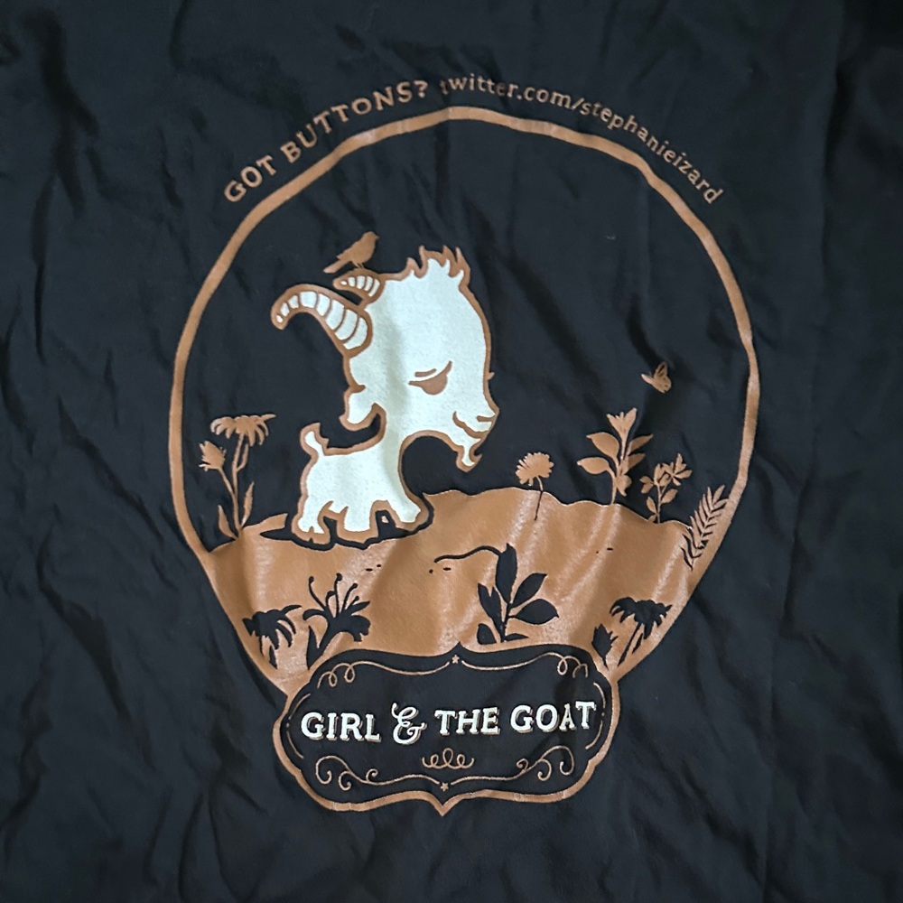Women’s Girl and the Goat black tshirt